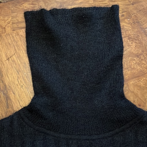 EC size XS Banana Republic Black Oversized Mohair Blend Turtle Neck Sweater - Picture 2 of 7